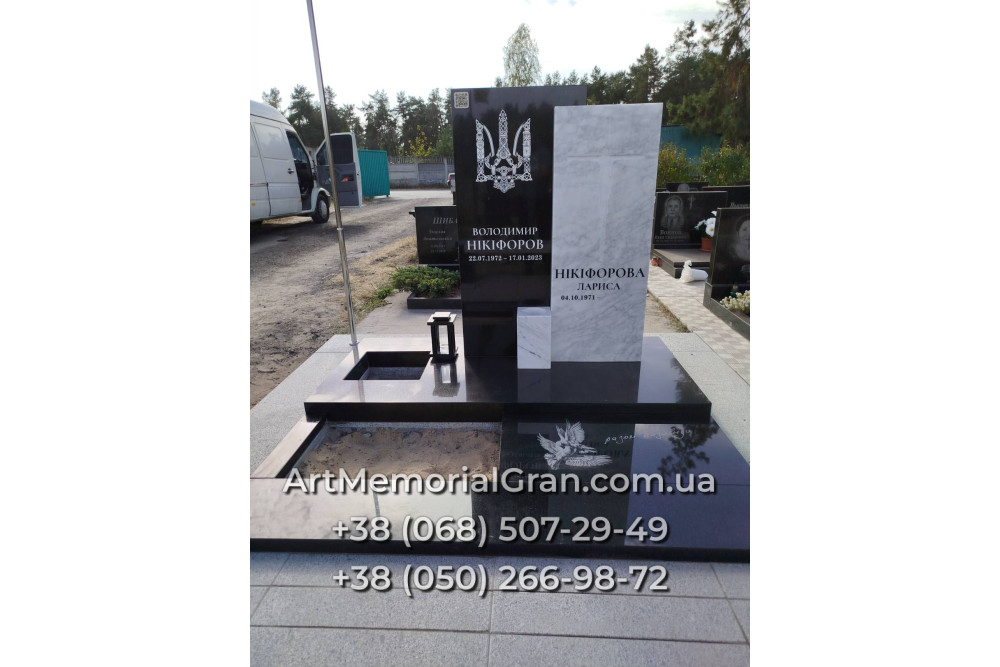 Пам'ятник військовому з мармуру 00925