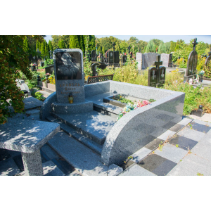 Ексклюзивний пам'ятник військовому
