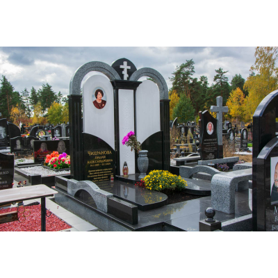 Елітний пам'ятник для двох