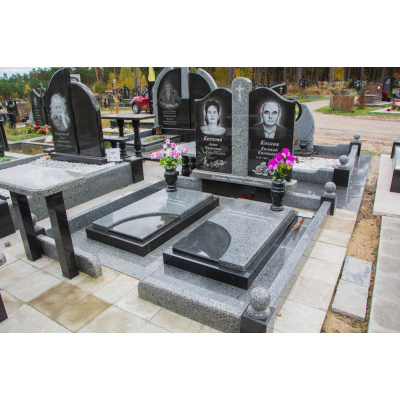 Пам'ятник з граніту