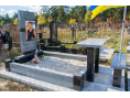 Пам'ятник з чорного та сірого граніту 00796