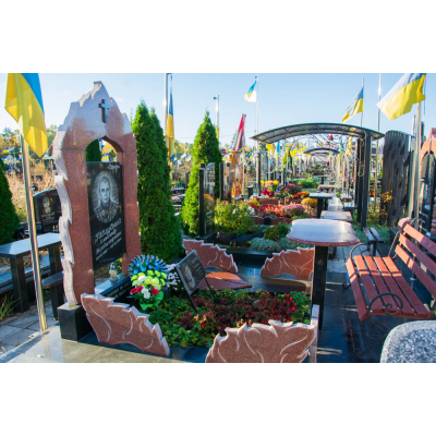 Ексклюзивний пам'ятник військовому