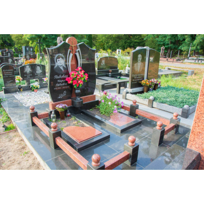 Подвійний гранітний пам'ятник