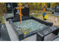 Пам`ятник з чорного граніту 00480