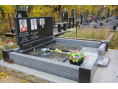 Сімейний гранітний пам'ятник 00481