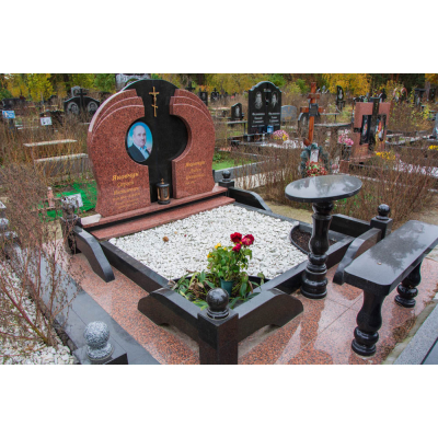 Пам'ятник з граніту