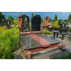 Пам'ятник з граніту