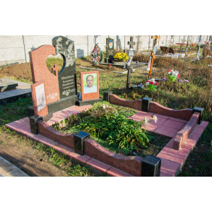 Пам'ятник з граніту 