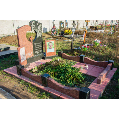 Пам'ятник з граніту 
