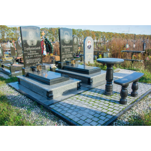 Пам'ятник з граніту
