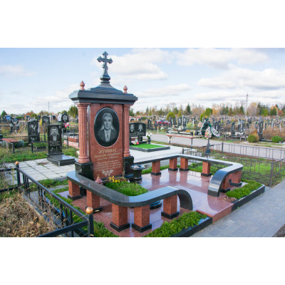 Памятник элитный