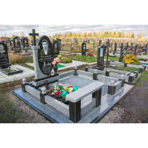 Пам`ятник у вигляді овала