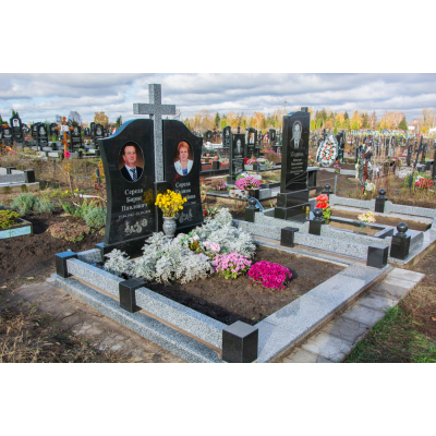 Пам'ятник без надгробної плити