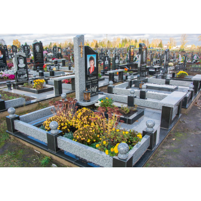 Пам'ятник комплекс