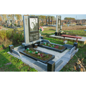 Памятник из черного и серого гранита